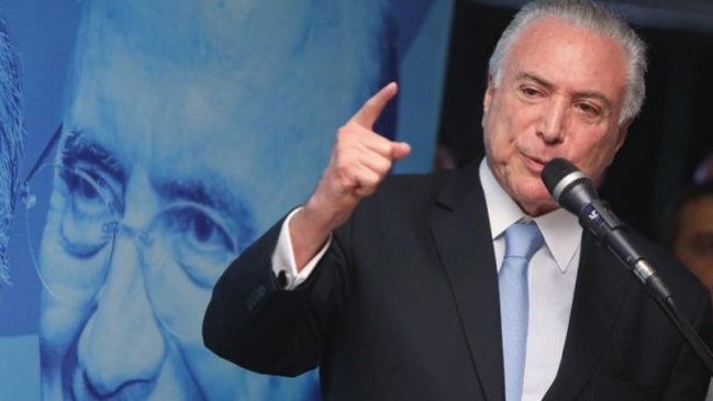 Temer renovó su gabinete por elecciones y reiteró que 