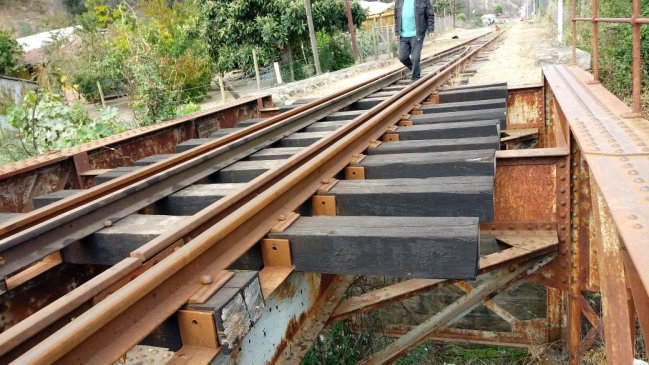 Consejero regional del Maule comprometió gestiones para una pasarela en Maquehua