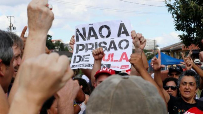 Rechazaron petición de veintena de políticos para visitar a Lula en prisión