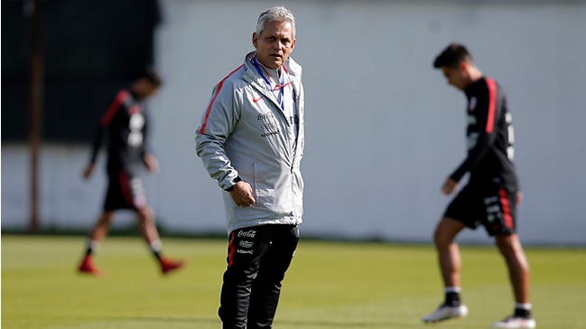 Reinaldo Rueda encabeza una nueva jornada de prácticas en el microciclo