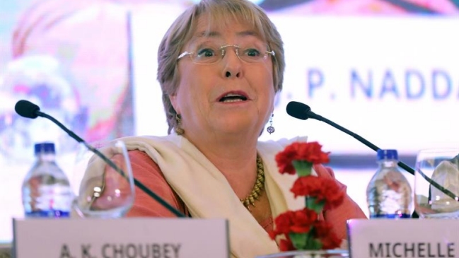 Bachelet subrayó en la India la necesidad de invertir en mujeres y niñas