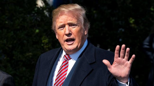 Agentes que allanaron oficina del abogado de Trump buscaban polémica grabación