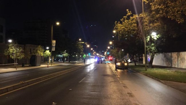 Hombre falleció tras ser atropellado en Las Condes: Conductor se fugó