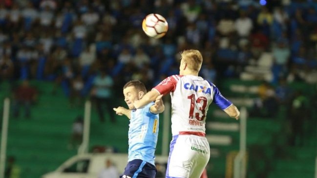 Bahía de Eugenio Mena cayó ante Blooming en la Copa Sudamericana