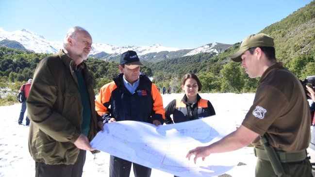Autoridades comprobaron en terreno actividad eruptiva de los Nevados de Chillán