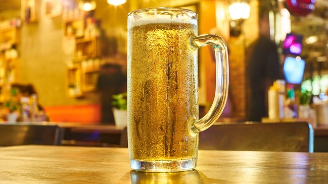 Beber más de cinco cervezas a la semana puede acortar tu vida