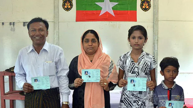 Crisis rohinyá: Primera familia de refugiados regresa a Myanmar desde Bangladesh