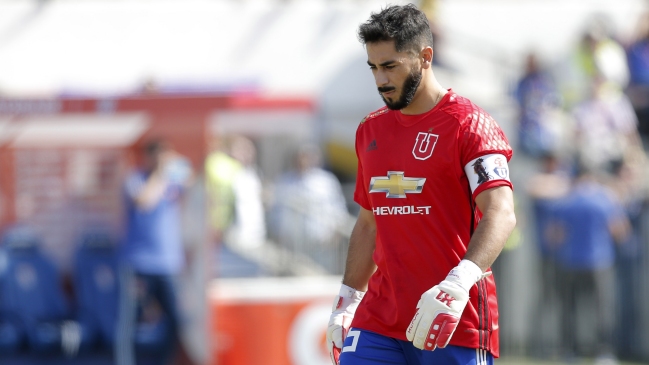 Johnny Herrera: El partido pasó por la falta de personalidad del árbitro