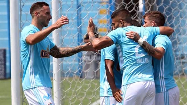 Sporting Cristal de Mario Salas goleó y sigue firme en la cima de la tabla