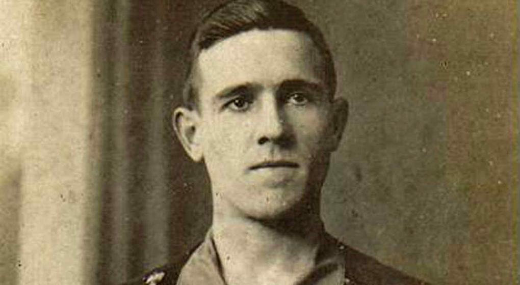 En España recordaron incidente del creador de la chilena con un árbitro en Talcahuano