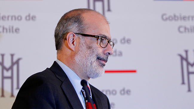 Ex ministro Valdés integrará nueva comisión de pensiones de la CPC