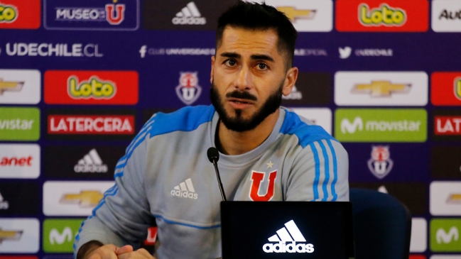 Johnny Herrera habla con la prensa sobre las polémicas del Superclásico