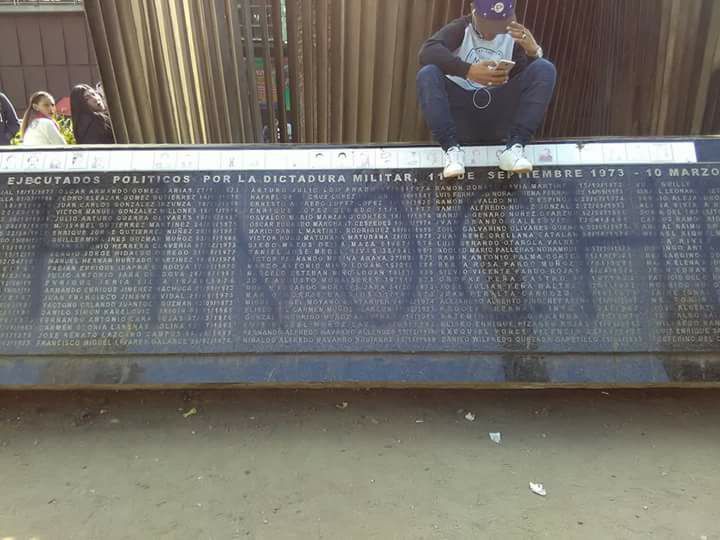 Enérgico rechazo de agrupaciones de Derechos Humanos por rayado a memorial en Valparaíso