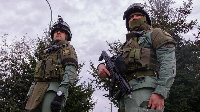 Piñera manda 100 carabineros a La Araucanía tras últimos atentados