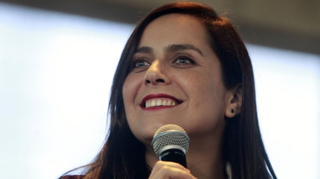 Natalia Valdebenito llevará su show 