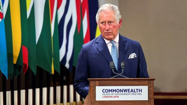 Isabel II pidió a la Commonwealth elegir al príncipe Carlos como su sucesor