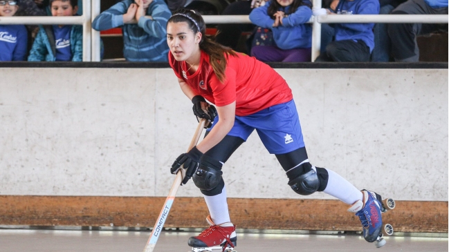  Hockista Catalina Flores superó los 50 goles en España  