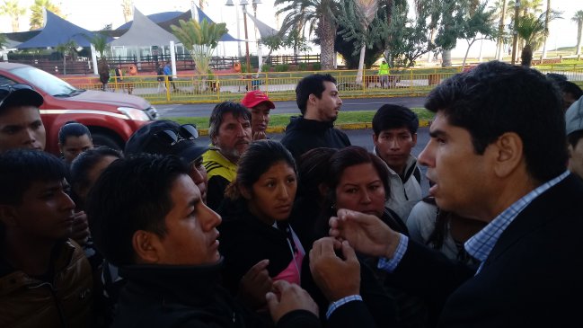Iquique: Más de 100 extranjeros quedaron sin atención en proceso migratorio
