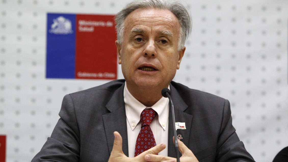 Reforma a isapres: Gobierno promete acabar con discriminación y poner el 