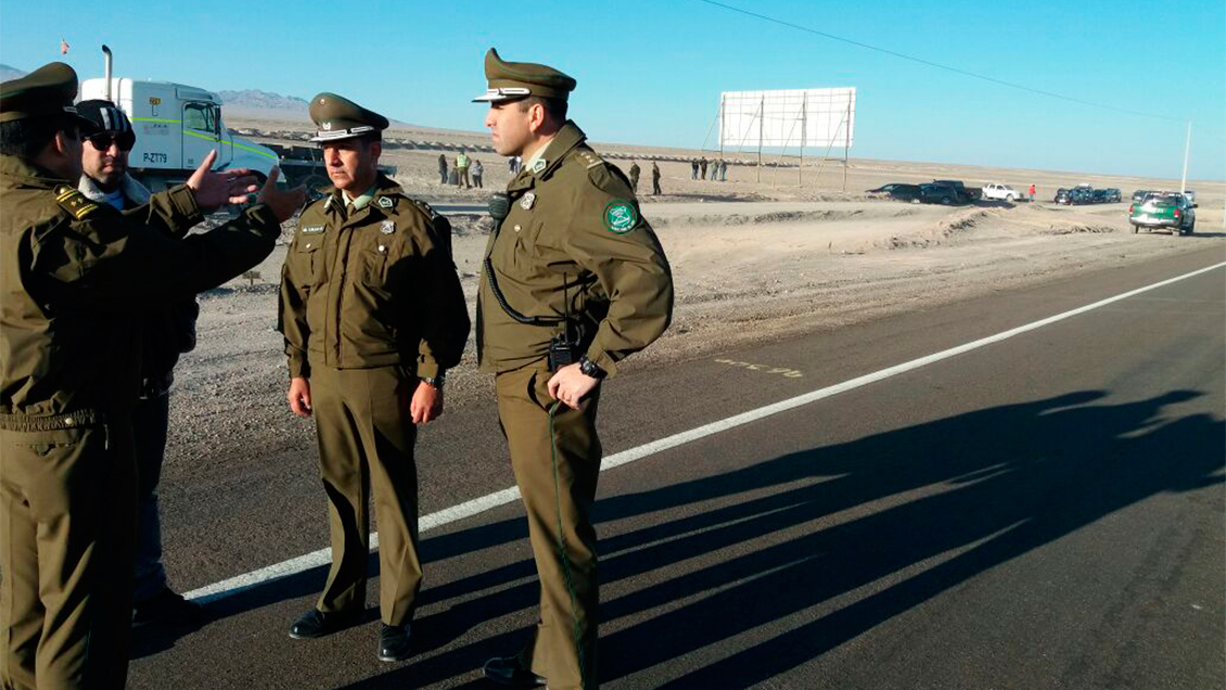 Colisión frontal entre un camión y un auto dejó cinco muertos en Calama