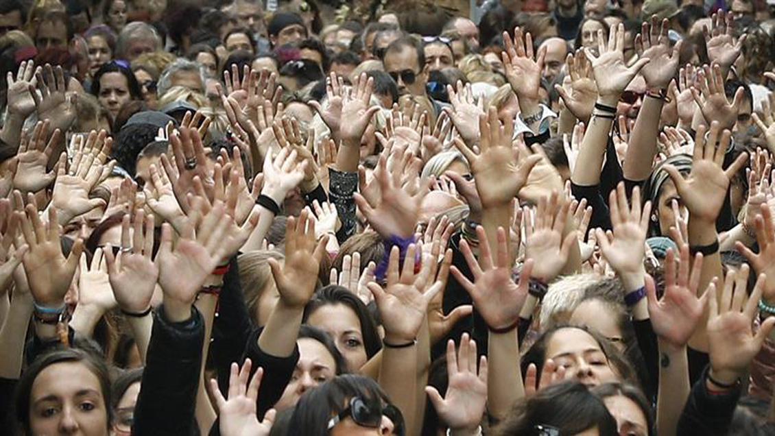 España se moviliza por tercer día contra condena por abuso, y no por violación, de 