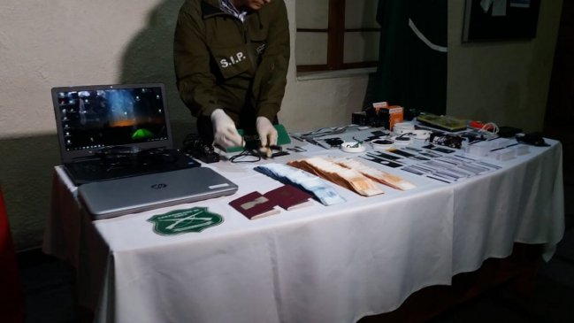 Carabineros detuvo a rumanos que clonaban tarjetas de crédito en Santiago