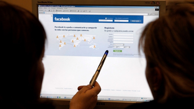 Cambridge Analytica anunció su cierre tras polémico acceso a datos de Facebook