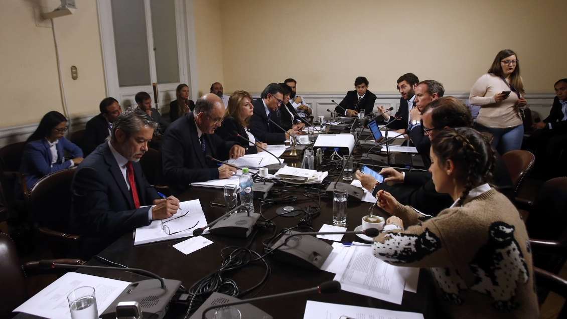 Rechazan censura a la presidenta de la comisión investigadora del caso Huracán