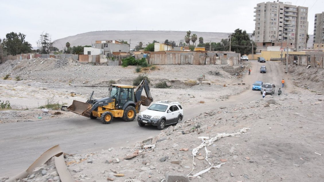 Arica: Gobierno compromete solución de conectividad para vecinos de calle Guillermo Sánchez