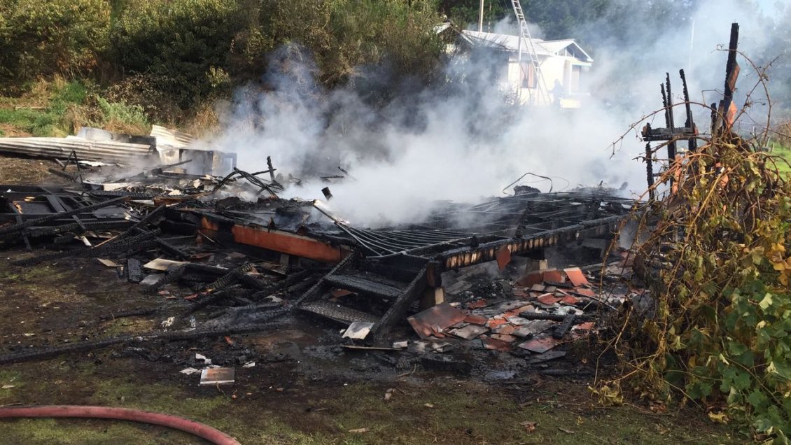 Atentado incendiario afectó a casas de veraneo en Cañete