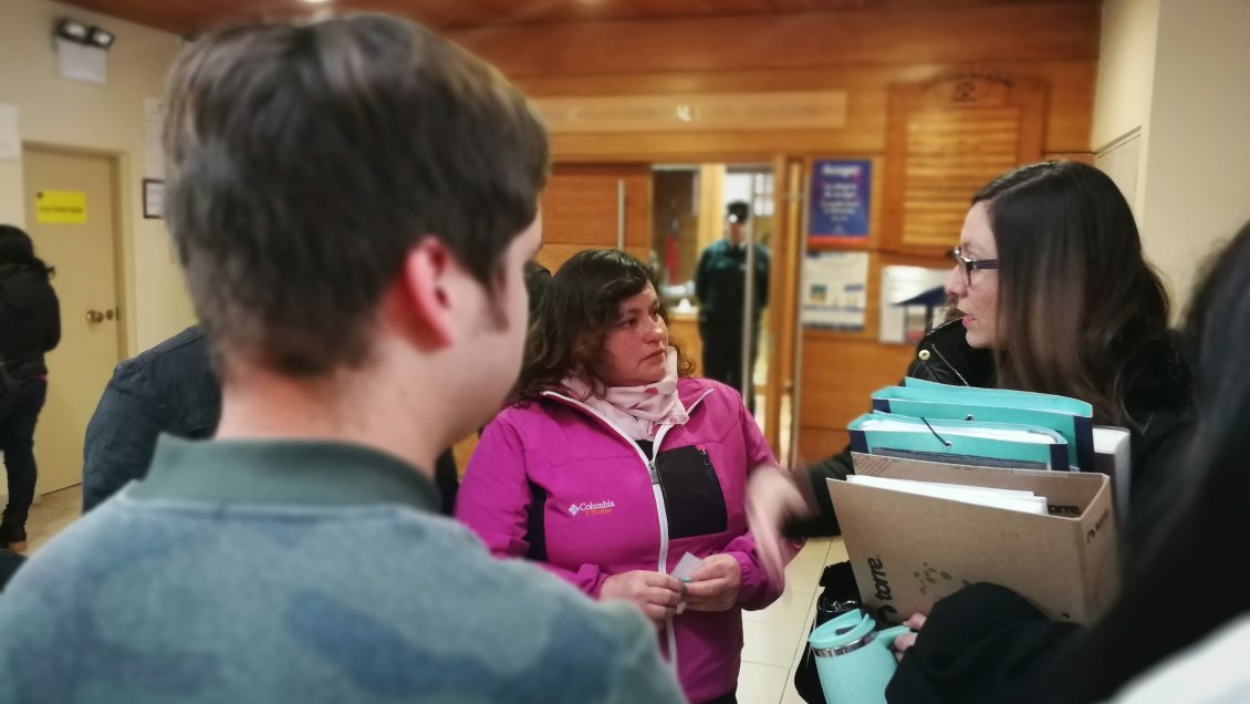 Chillán: Tribunal absolvió a adolescente que mató a su papá tras años de maltrato