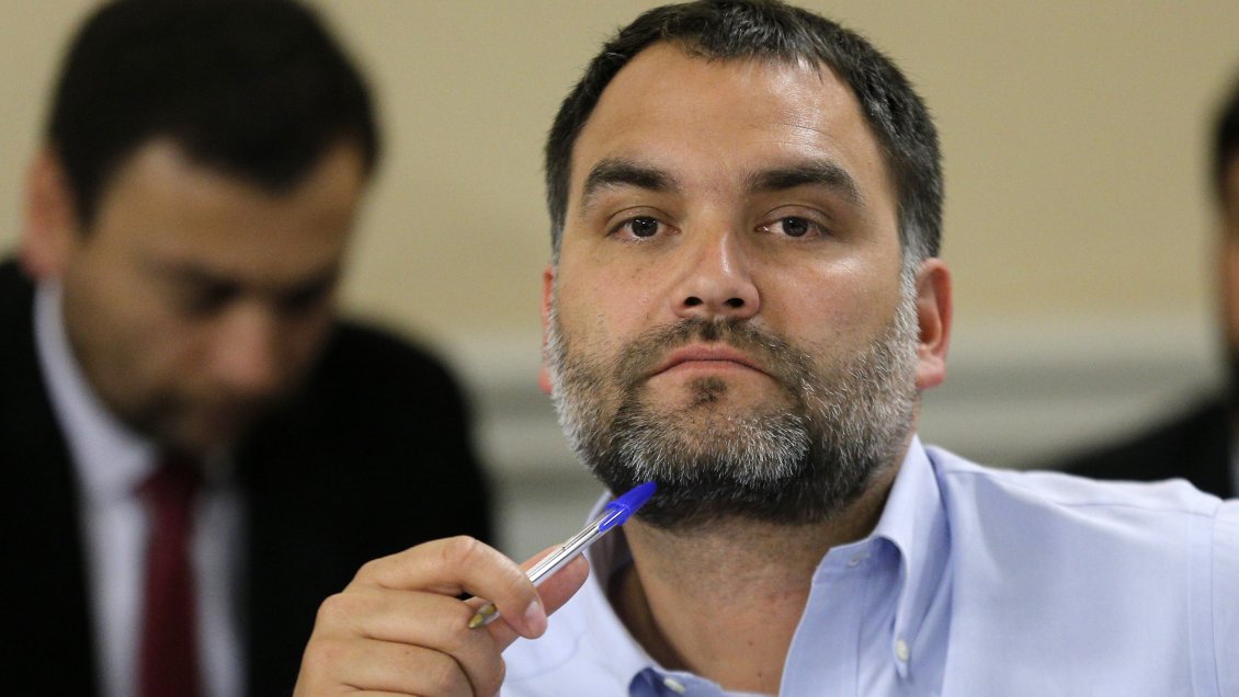 Bancada UDI: Si RN y Evópoli quieren seguir el juego de la oposición es respetable