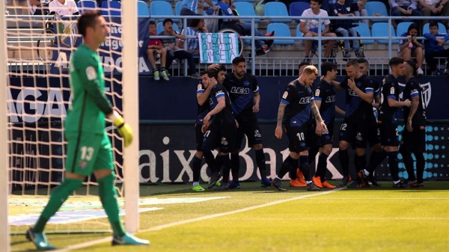 Alavés de Guillermo Maripán superó a domicilio al descendido Málaga de Manuel Iturra