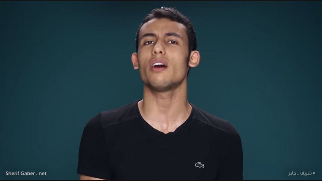 Policía egipcia mantiene detenido a un bloguero por difundir el ateísmo