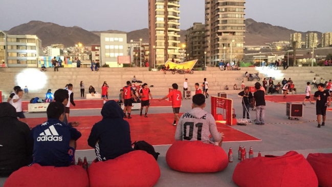 Más de mil personas participaron en la Bud 3x3 Night Cup en Antofagasta