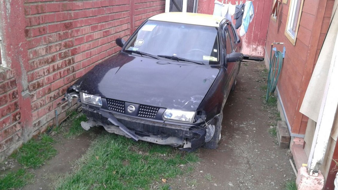 Un adulto y una niña fueron detenidos por el robo de un taxi en Punta Arenas