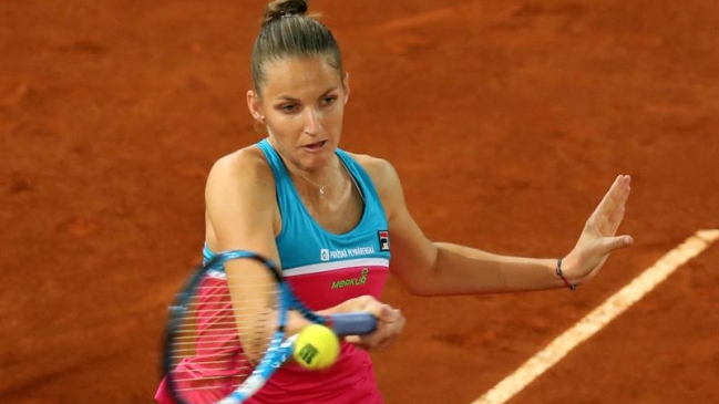 Karolina Pliskova se impuso ante Victoria Azarenka y avanzó en Madrid