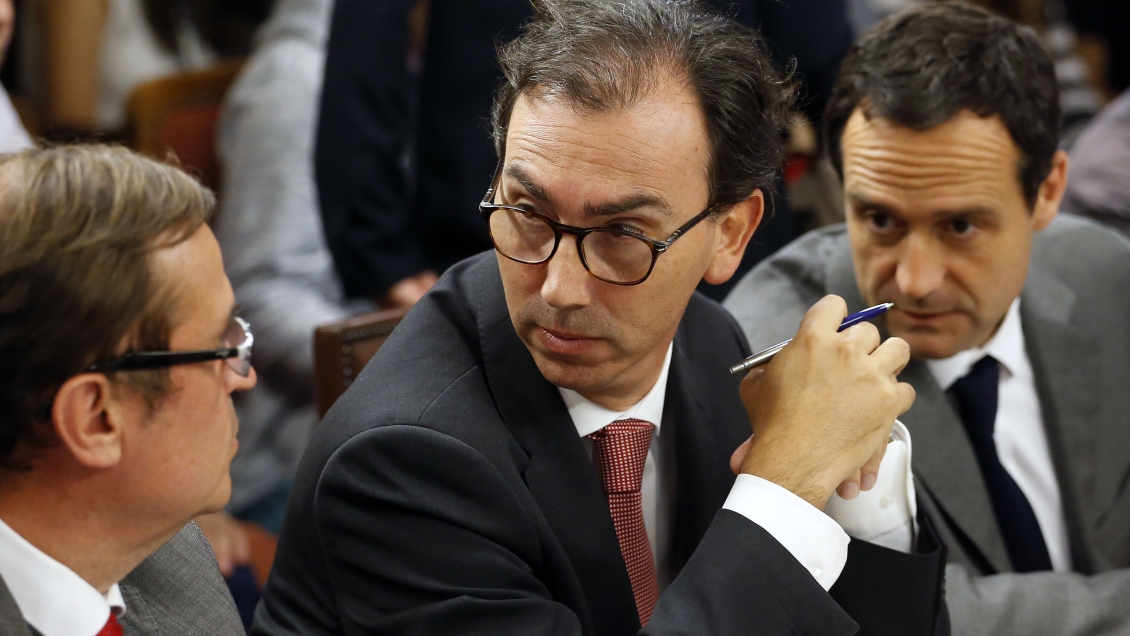 Desmunicipalización: Contraloría resolverá polémica por traspaso de los colegios