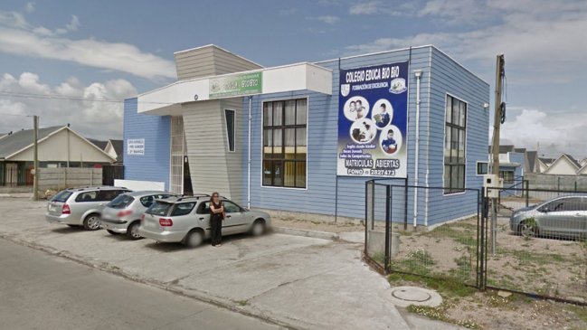 Padre amenazó con un arma a profesor por tocaciones a su hija, pero se equivocó de docente