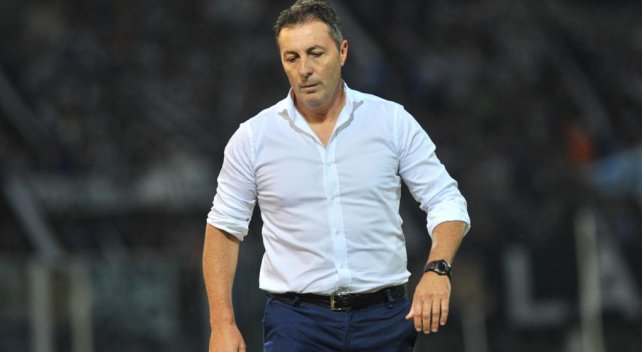 Kudelka, candidato a la banca de la U: Tuve una conversación con Ronald Fuentes