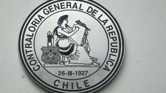 Aborto: Contraloría determina que establecimientos privados con recursos públicos no pueden invocar objeción de conciencia