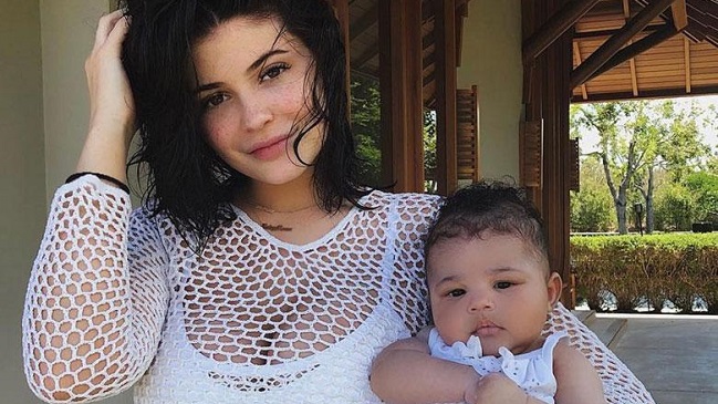 Kylie Jenner reaccionó a teoría de que su guardaespaldas es el padre de su hija