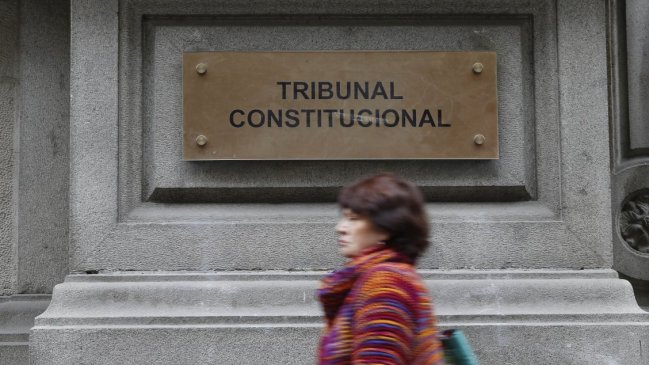 Denuncian que condenados por violaciones a los DD.HH. usan al TC para congelar sus causas