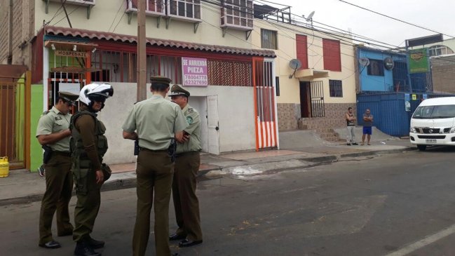 Mujer murió por emanación de gas en una residencial: Se investiga posible suicidio