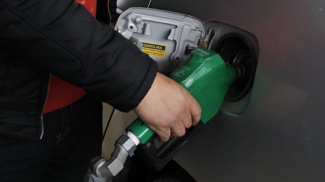 Nueva alza en precio de las bencinas para este jueves