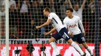 Tottenham aseguró su clasificación a la Liga de Campeones y Chelsea se enredó