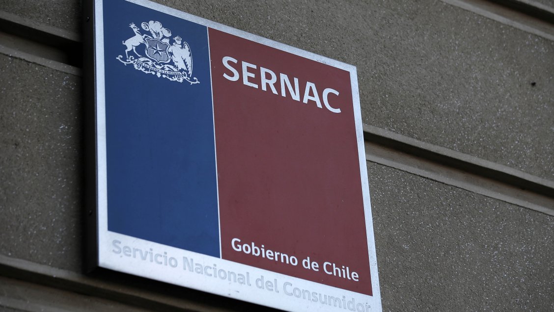 Gobierno presentó requerimiento ante el TC para resolver controversia por Ley Sernac