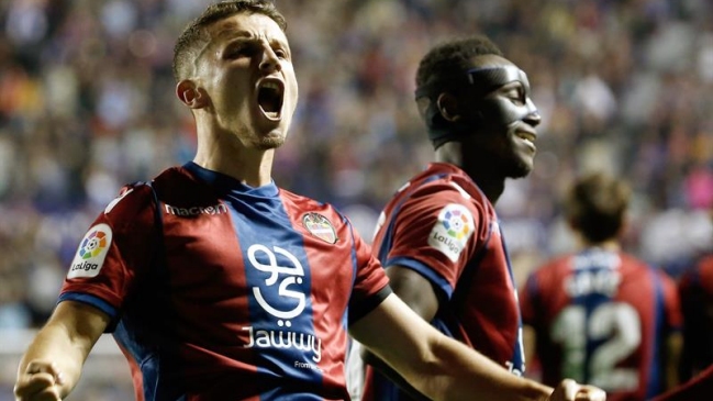 Levante acabó con el invicto de FC Barcelona en la penúltima fecha