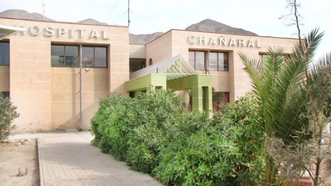 Desconocidos atacaron a pedradas el Hospital de Chañaral