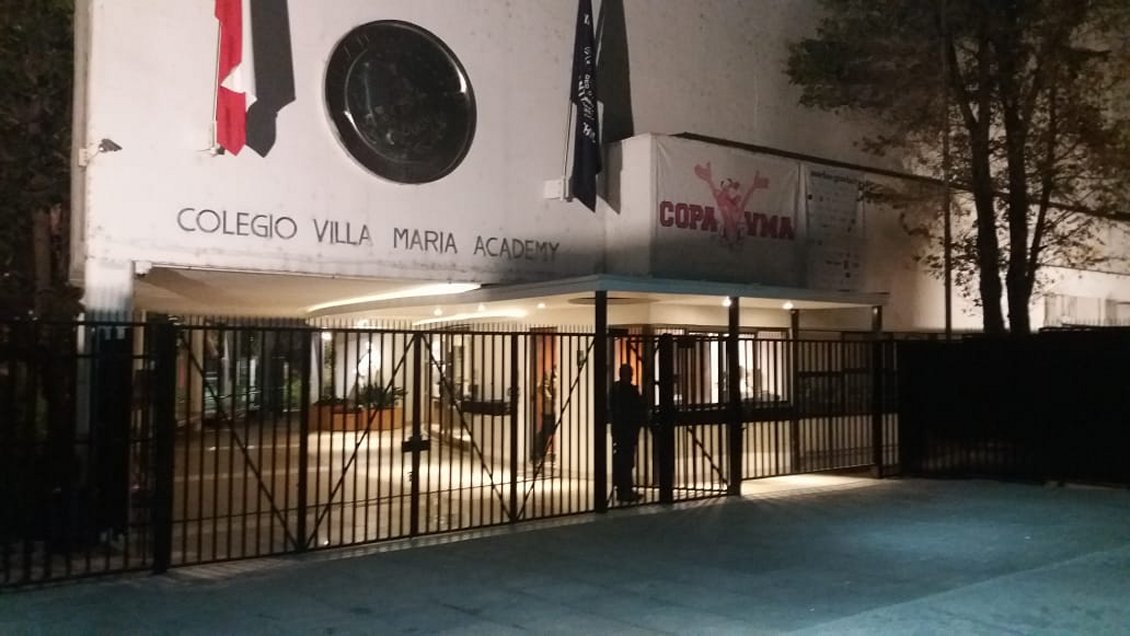 Trabajador falleció mientras reparaba un techo en colegio de Las Condes